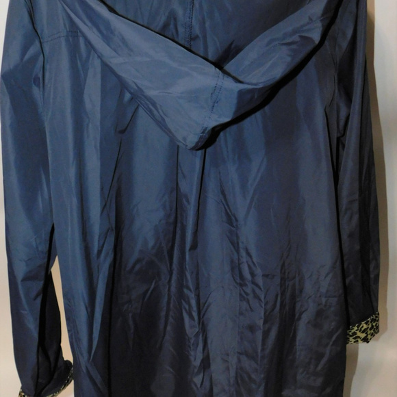 Mea eor Lightweight Rain Trench with Hood Large - Picture 3 of 7